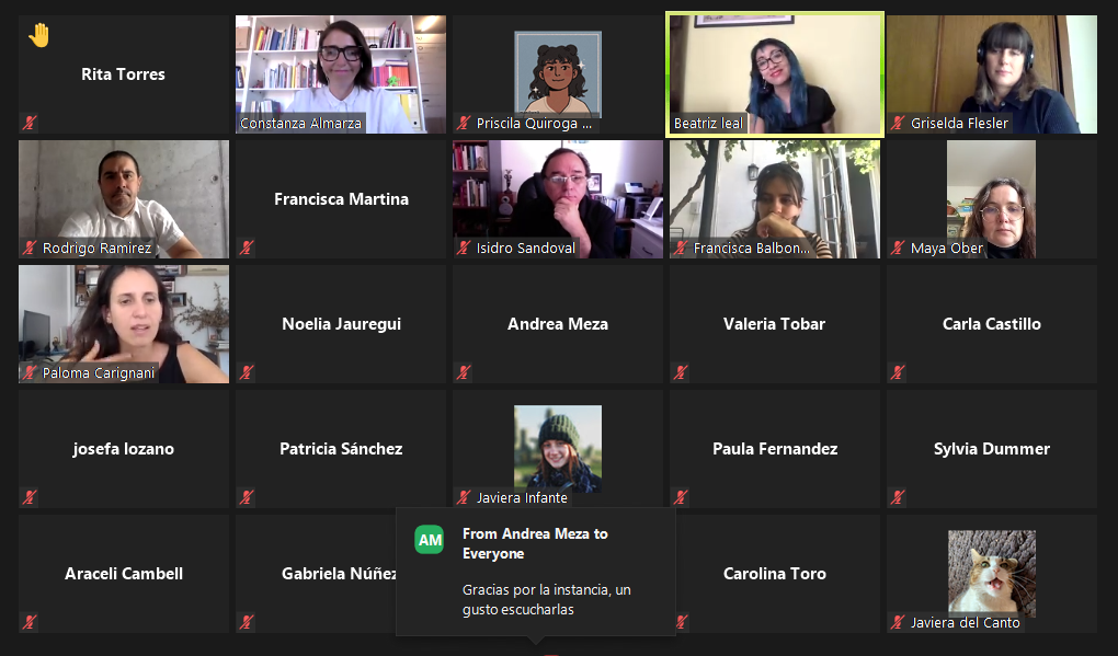 Participantes del Conversatorio sobre Diseño y Género UC, en el que se incluye a Beatriz Leal.